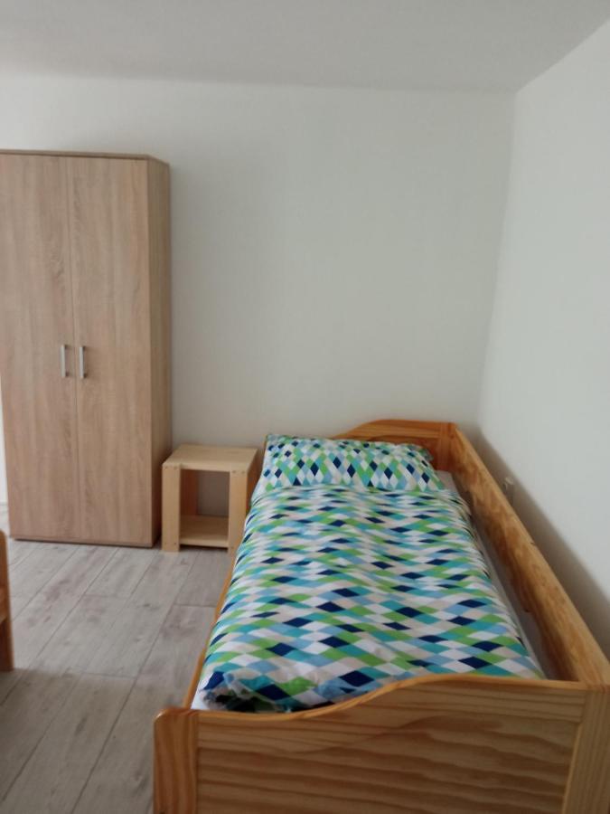 Apartman Hulin, Chrastany Exterior foto